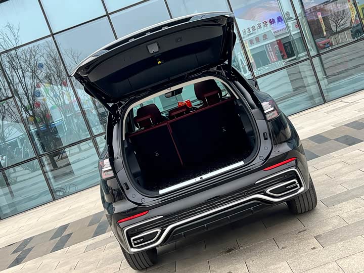 Hongqi HS5 2023 2.0 T Pro — фото 6