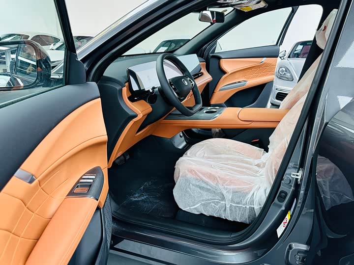 Changan CS75 PLUS 2025 1.5 T — фото 4