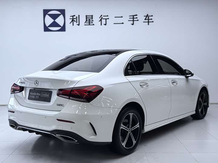 Mercedes-Benz A-Class 2023 A 200 L — фото 4