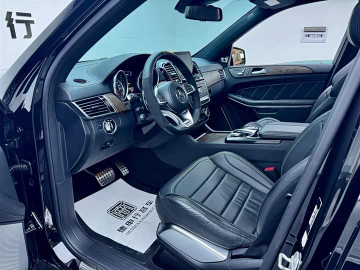 Mercedes-Benz GLS 2017 AMG GLS 63 4 MATIC — фото 18