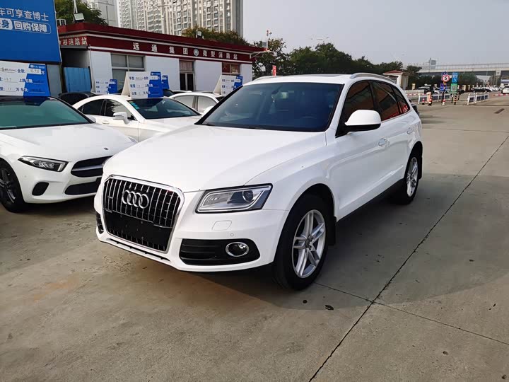 Audi Q5 2017 40 TFSI — фото 1
