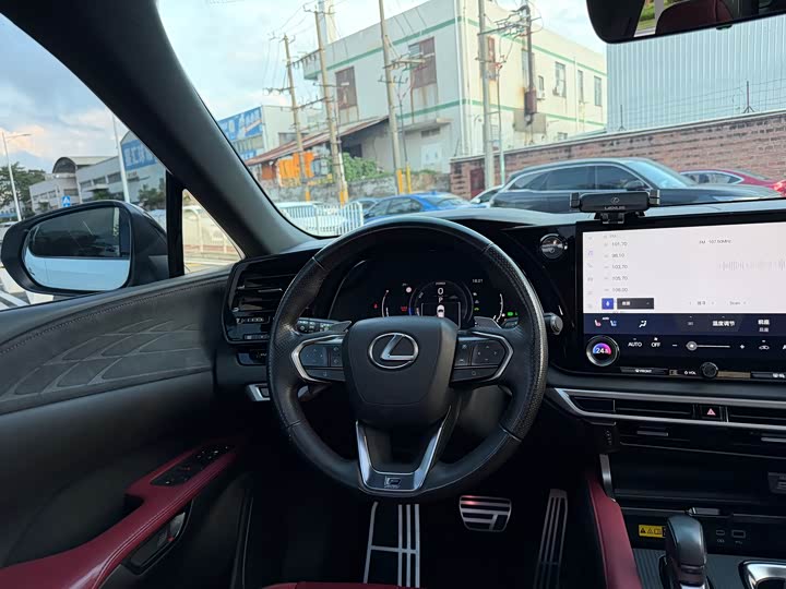 Lexus RX 2023 500h 4 WDF SPORT Performance — фото 7