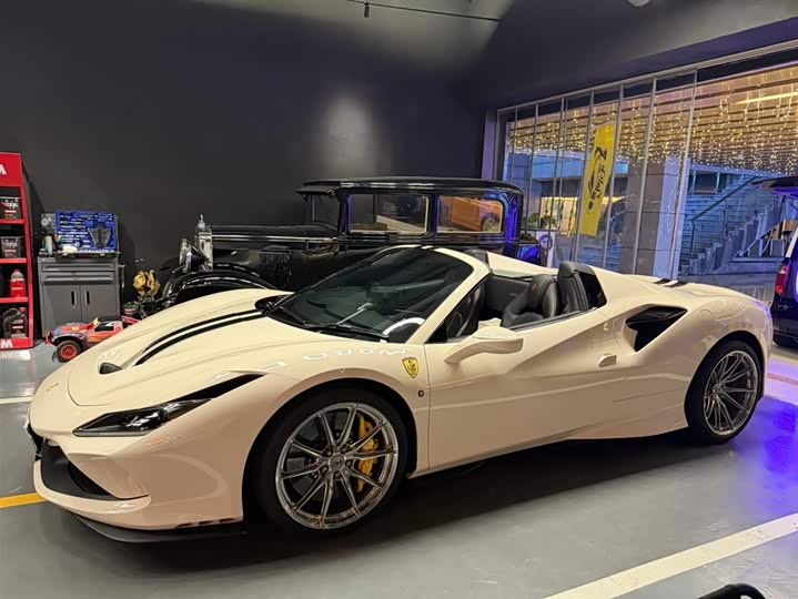 Ferrari F8 2020 Spider 3.9 T V 8 — фото 13