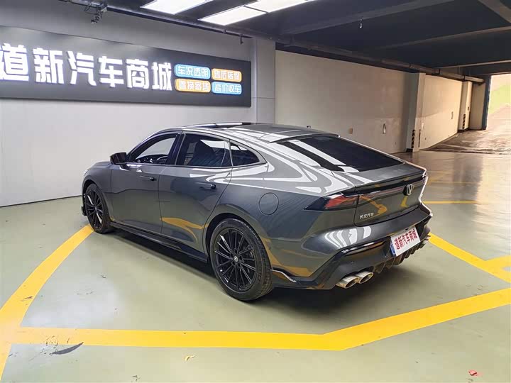 Changan UNI-V 2023 1.5 T — фото 9