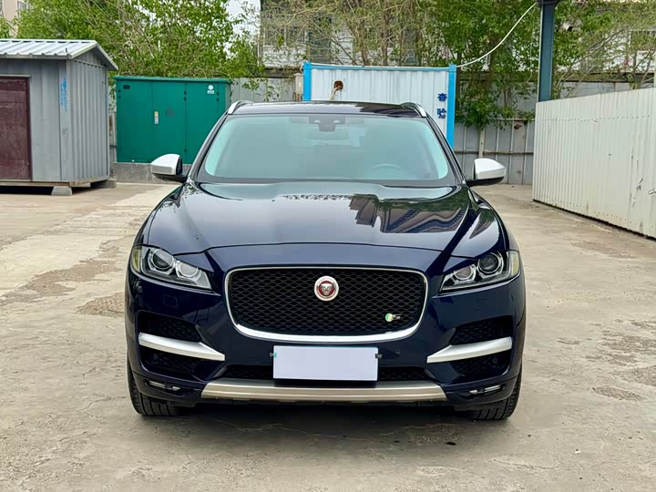 Jaguar F-PACE 2016 2.0 T 2 WD — фото 2