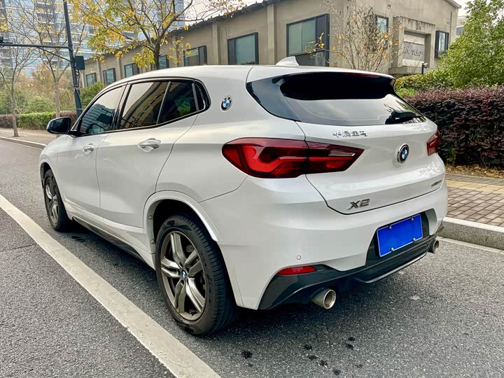 BMW X2 2021 s Drive 25i Leading M — фото 5