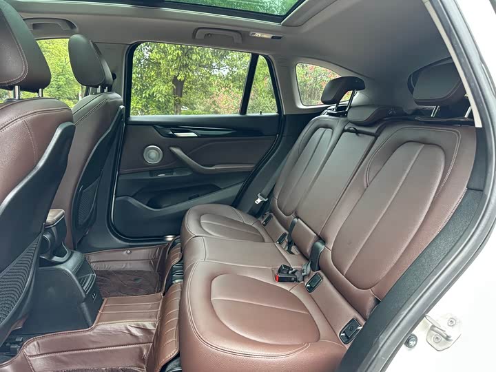 BMW X1 2021 s Drive 20 Li — фото 38