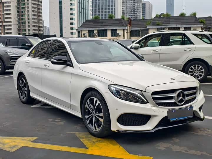 Mercedes-Benz C-Class 2018 C 200 — фото 3