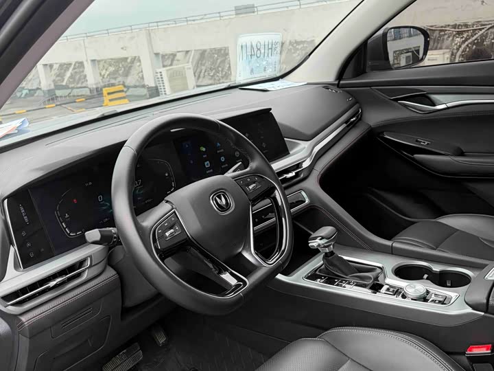 Changan CS75 PLUS 2022 1.5 T AT — фото 12