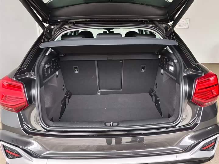 Audi Q2L 2024 35 TFSI — фото 13