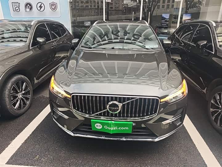 Volvo XC60 Hybrid 2022 T 8 PHEV 4 WD — фото 3