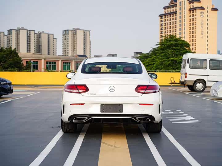 Mercedes-Benz C-Class 2019 C 300 — фото 10