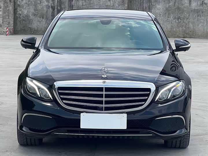 Mercedes-Benz E-Class 2020 E 300 L — фото 2