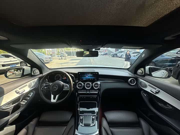 Mercedes-Benz GLC 2022 GLC 260 L 4 MATIC — фото 9