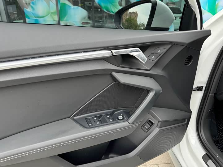 Audi A3 2024 A 3 L Limousine 35 TFSI Sport — фото 12