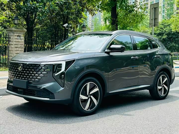 Changan CS55 PLUS PHEV 2026 125km — фото 1
