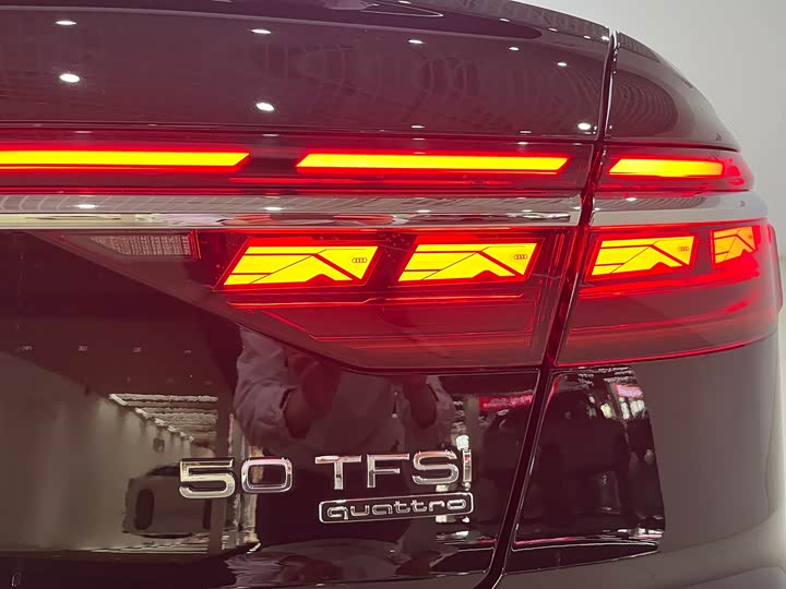 Audi A8 2023 A 8 L 50 TFSI quattro — фото 19