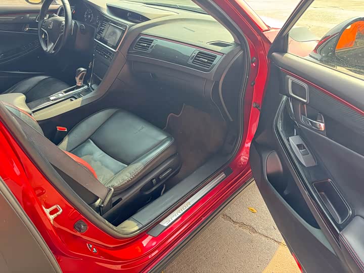 Honda Spirior — фото 10