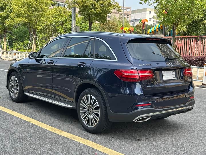 Mercedes-Benz GLC 2017 GLC 260 4 MATIC — фото 7