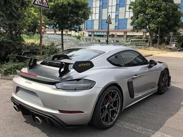 Porsche 718 2022 Cayman GT 4 RS 4.0 L — фото 5