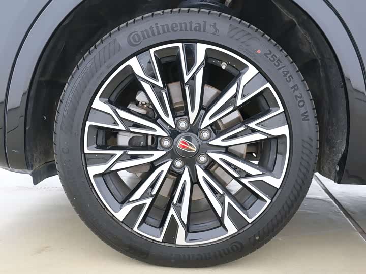 Hongqi HS5 2023 2.0 T 4 WD Pro 50 — фото 15