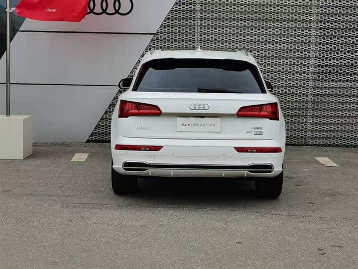 Audi Q5L 2018 40 TFSI V — фото 6