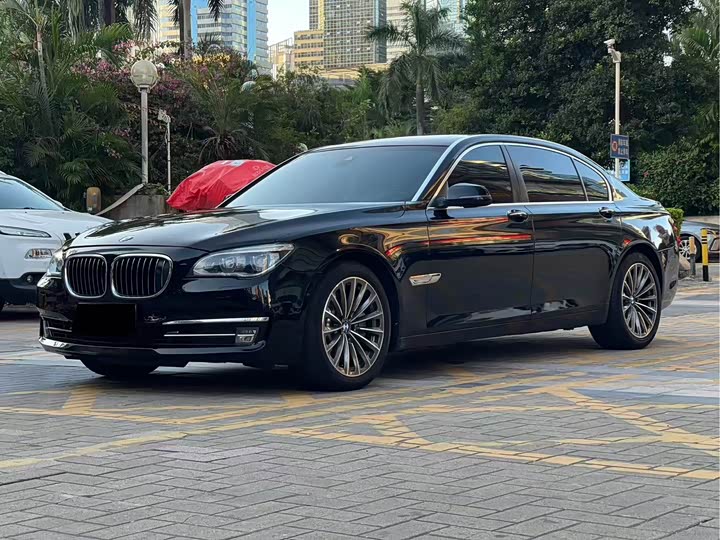 BMW 7-Series 2013 750 Li x Drive — фото 1
