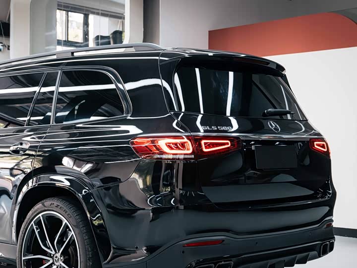 Mercedes-Benz GLS 2018 GLS 500 4 MATIC — фото 8
