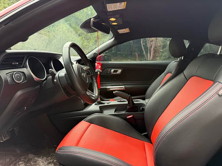 Ford Mustang 2021 2.3 T Eco Boost — фото 6