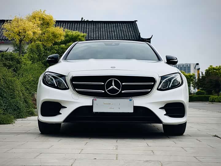 Mercedes-Benz E-Class 2017 E 300 Sport — фото 2