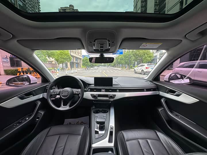 Audi A4L 2019 40 TFSI V — фото 5