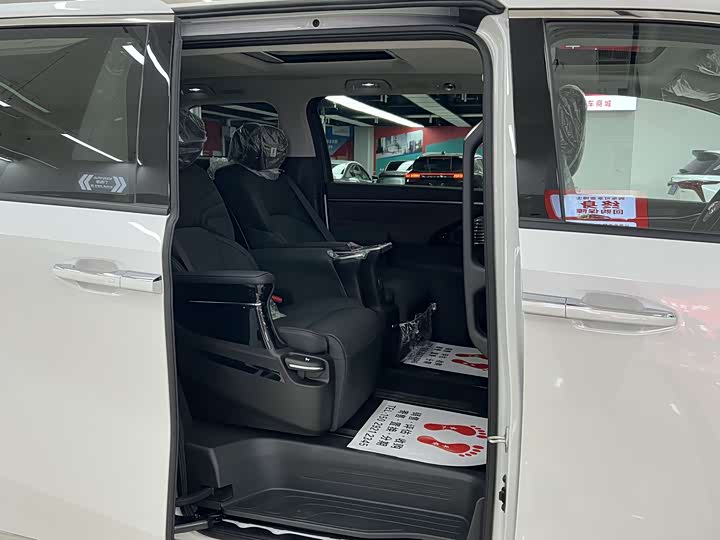 Trumpchi M8 2024 400 T — фото 13