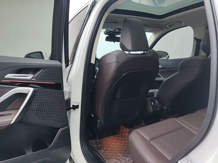 BMW X1 2023 s Drive 20 Li X — фото 9