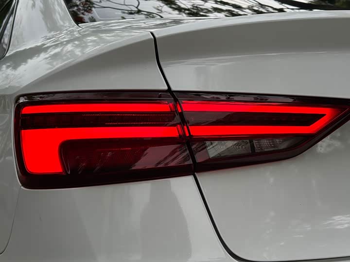 Audi A3 2017 Limousine 35 TFSI Sport — фото 36