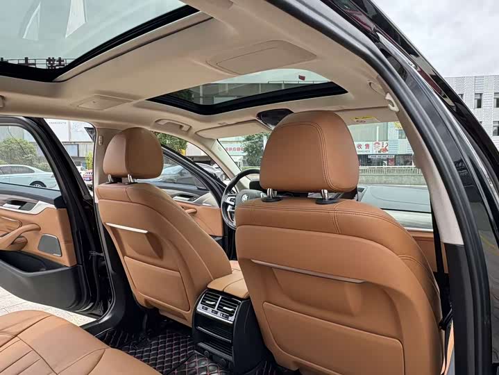 BMW 5-Series 2019 530 Li Leading — фото 23
