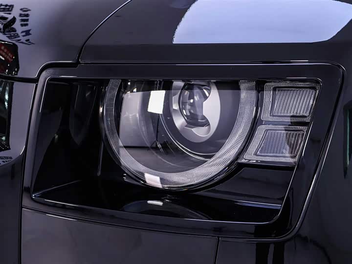 Land Rover Defender — фото 4