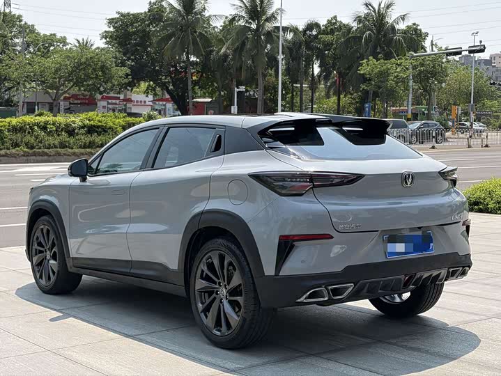 Changan UNI-T 2020 1.5 T Premium — фото 10