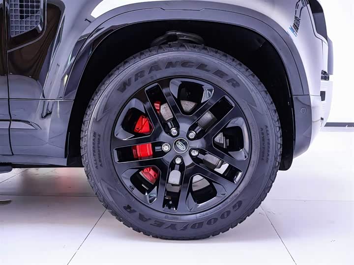 Land Rover Defender — фото 6