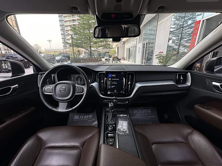 Volvo XC60 2020 T 5 4 WD — фото 15