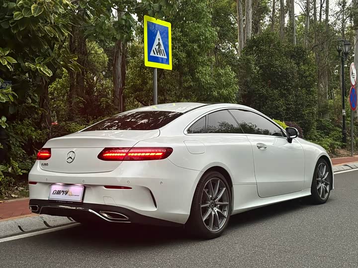 Mercedes-Benz E-Class 2021 E 260 — фото 14