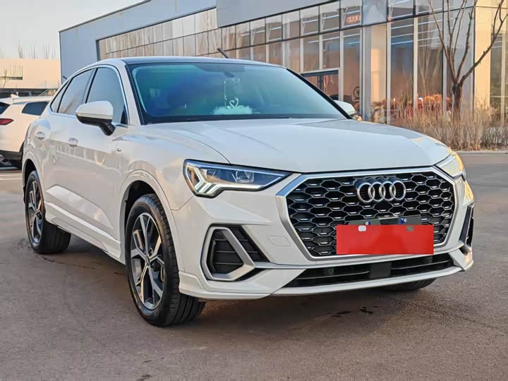 Audi Q3 Sportback 2021 40 TFSI — фото 3