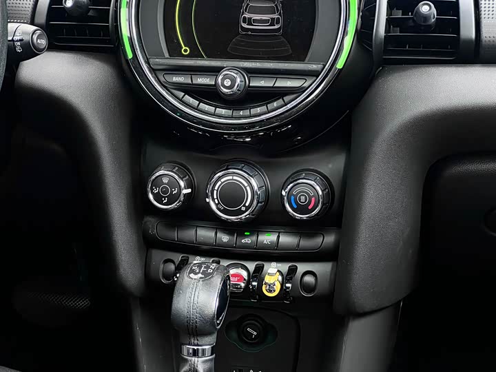 MINI Hatch — фото 13