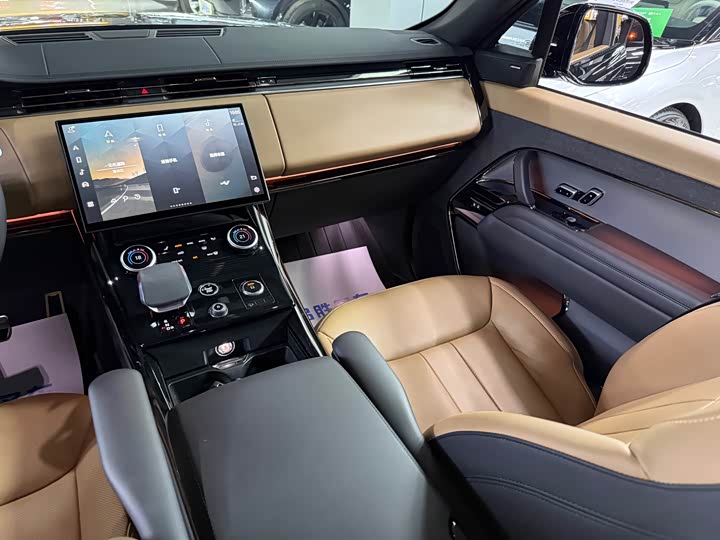 Land Rover Range Rover Sport — фото 13