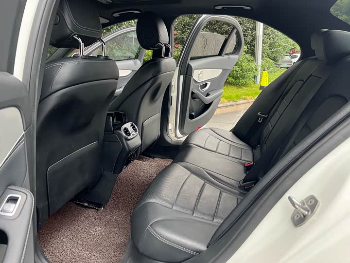 Mercedes-Benz C-Class 2016 C 200 — фото 8