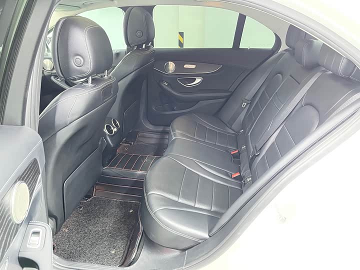 Mercedes-Benz C-Class 2018 C 200 L — фото 9