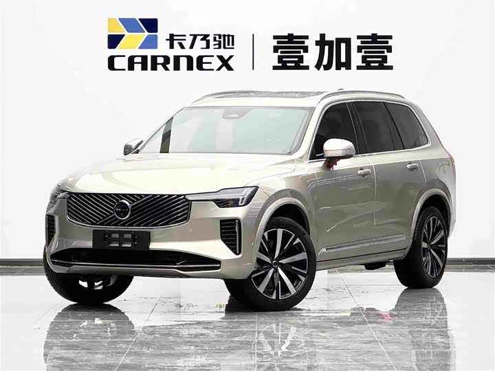 Volvo XC90 2025 B 6 — фото 1