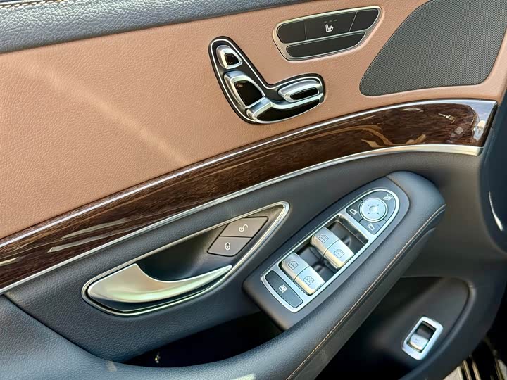 Mercedes-Benz S-Class 2019 S 320 L — фото 15