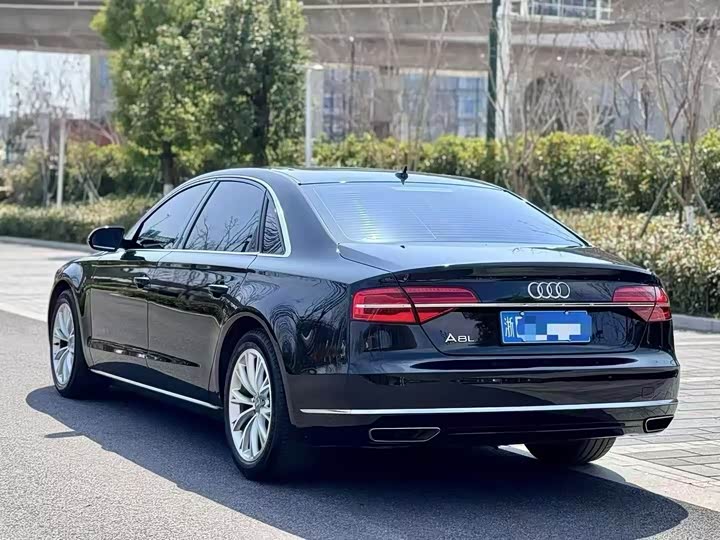 Audi A8 2014 A 8 L 45 TFSI quattro Comfort — фото 4
