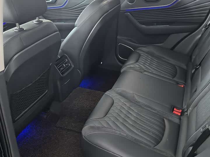 Hongqi HS5 2023 2.0 T Pro — фото 9