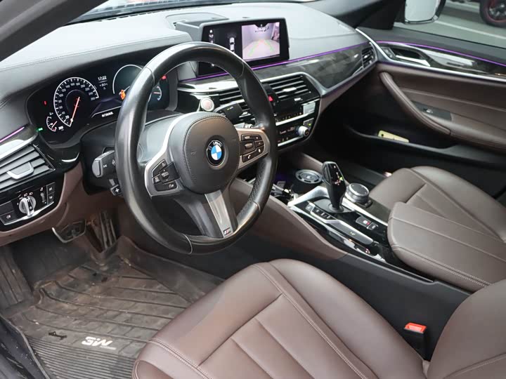 BMW 5 Series 525Li M спортпакет — фото 9